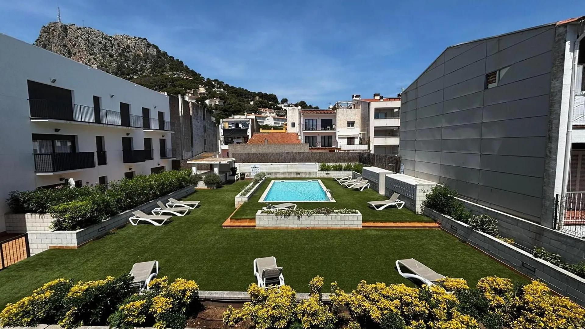 Apartamento Centrico Con Piscina, Parking Y A 200M De La Playa En L'Estartit - Es-323-41 España
